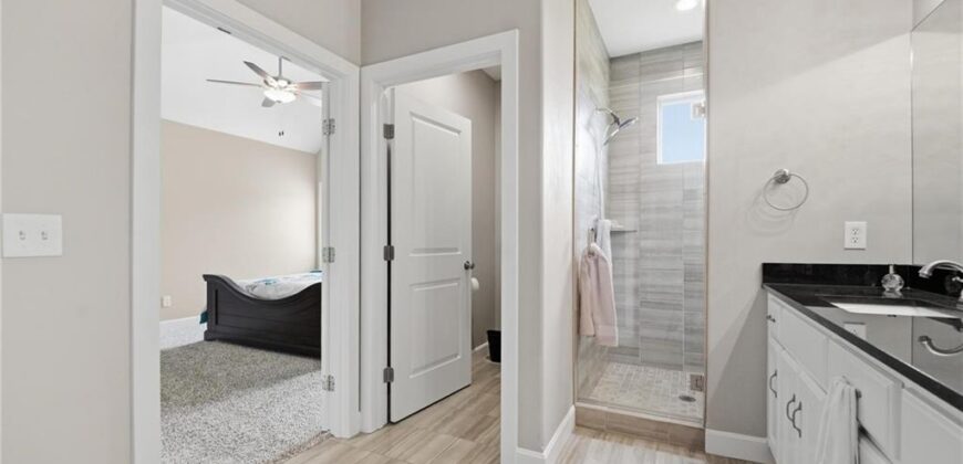 9402 N Bradford Avenue, Kansas City, MO 64154