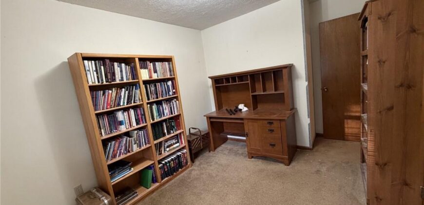 10719 N McGee Street, Kansas City, MO 64155