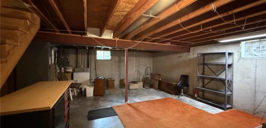 10719 N McGee Street, Kansas City, MO 64155