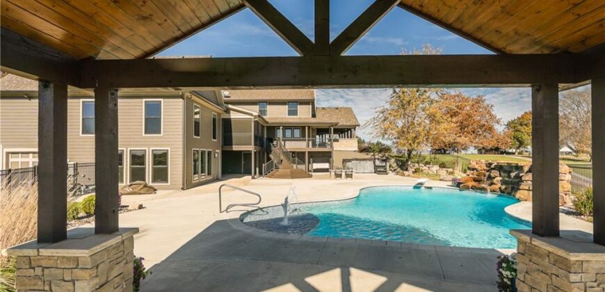 15615 NE 116th Street, Kearney, MO 64060
