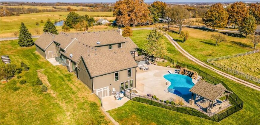 15615 NE 116th Street, Kearney, MO 64060
