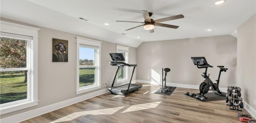15615 NE 116th Street, Kearney, MO 64060
