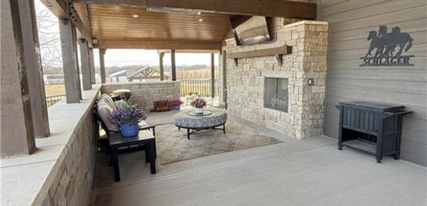 15615 NE 116th Street, Kearney, MO 64060