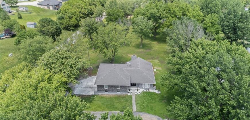12223 Hills Road, Kearney, MO 64060