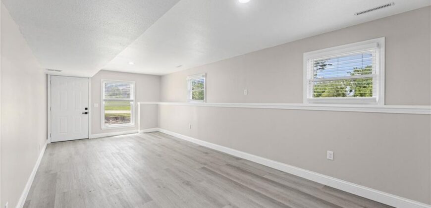 12223 Hills Road, Kearney, MO 64060