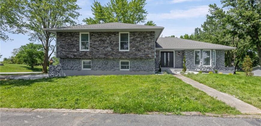 12223 Hills Road, Kearney, MO 64060
