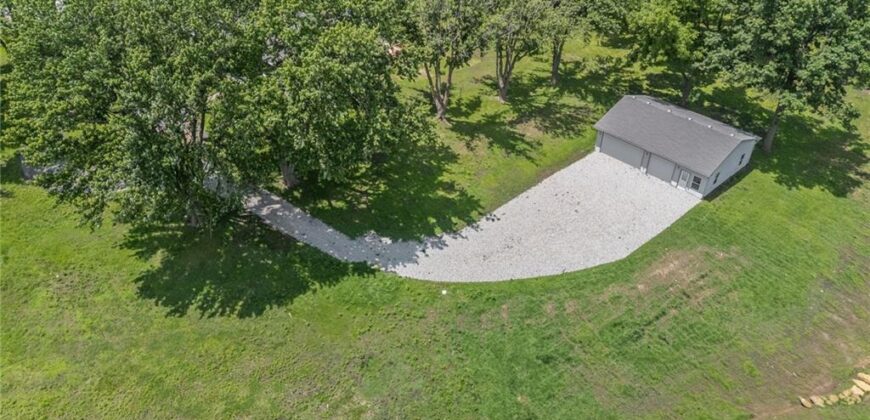 12223 Hills Road, Kearney, MO 64060