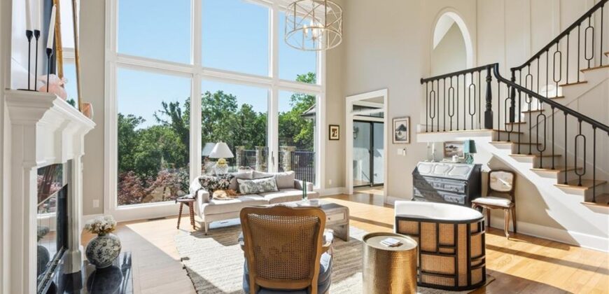 1425 Woodbury Drive, Liberty, MO 64068