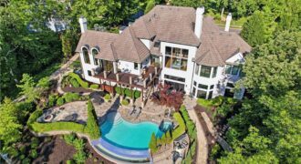 1425 Woodbury Drive, Liberty, MO 64068