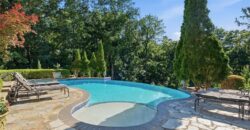 1425 Woodbury Drive, Liberty, MO 64068