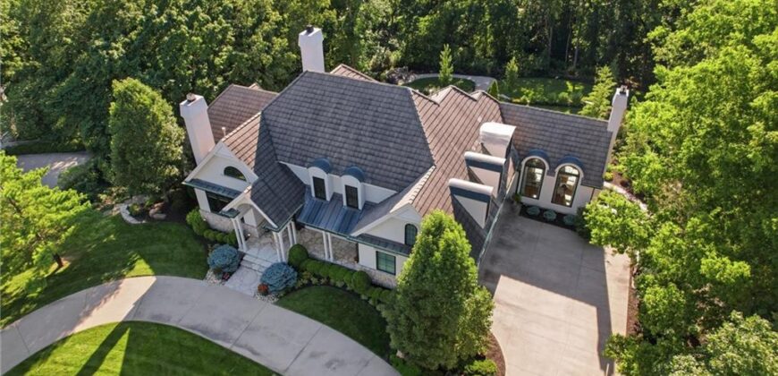 1425 Woodbury Drive, Liberty, MO 64068