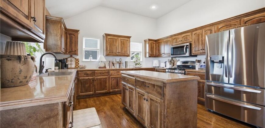 8210 NE 102nd Street, Kansas City, MO 64157