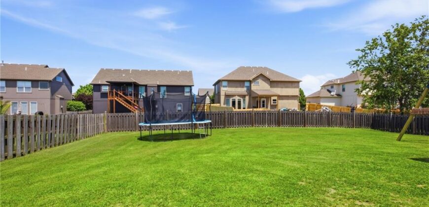 8210 NE 102nd Street, Kansas City, MO 64157