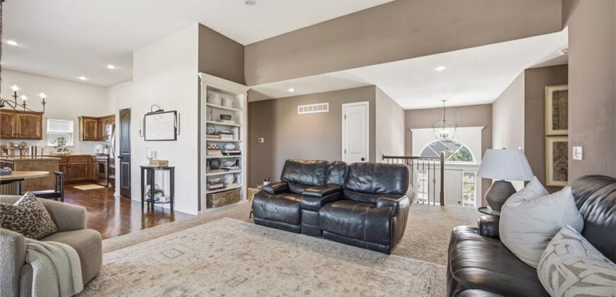 8210 NE 102nd Street, Kansas City, MO 64157