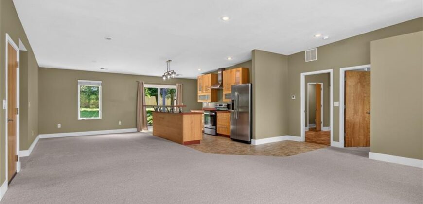 1701 NE Cookingham Drive, Kansas City, MO 64155