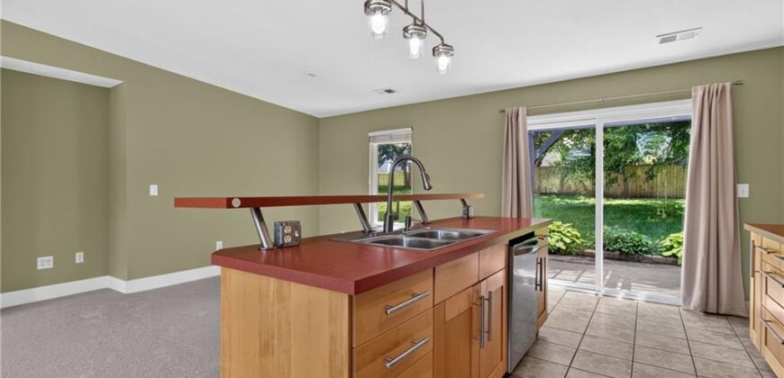 1701 NE Cookingham Drive, Kansas City, MO 64155