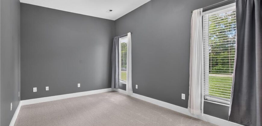 1701 NE Cookingham Drive, Kansas City, MO 64155