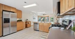 859 NW South Shore Drive, Kansas City, MO 64151