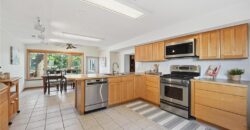 859 NW South Shore Drive, Kansas City, MO 64151