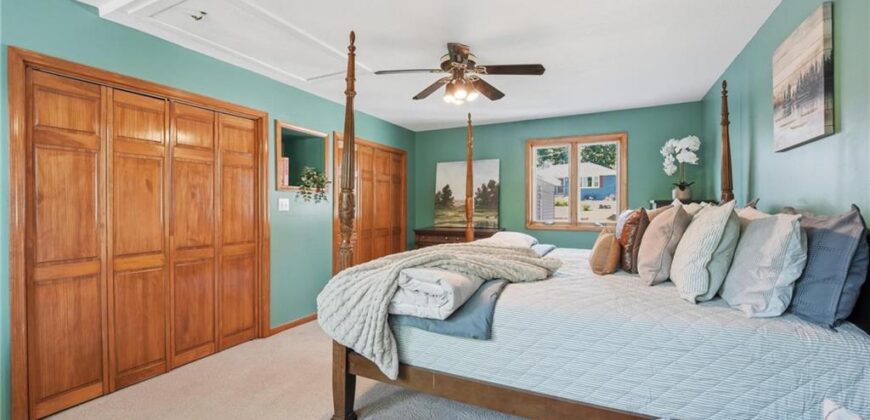 859 NW South Shore Drive, Kansas City, MO 64151