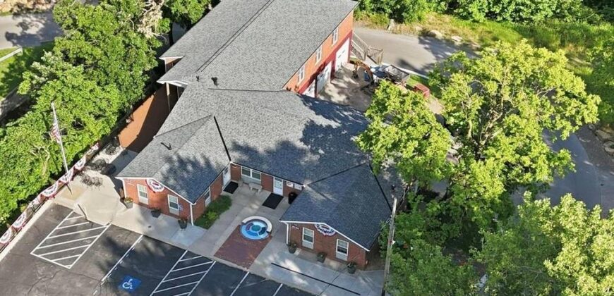 859 NW South Shore Drive, Kansas City, MO 64151