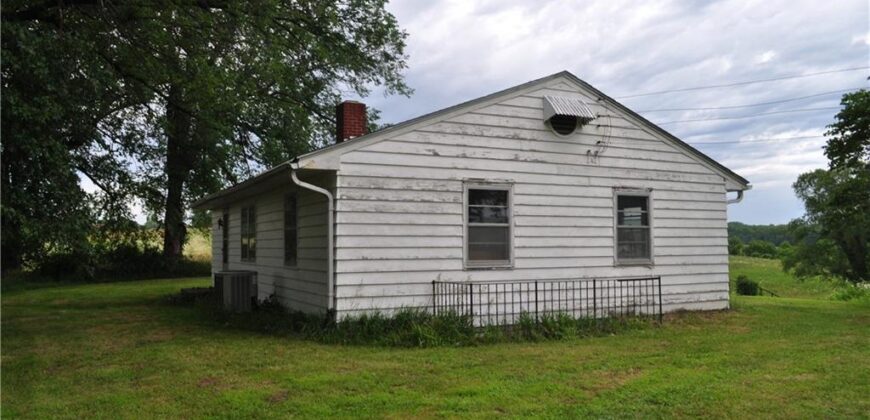 33135 Iatan Road, Weston, MO 64098