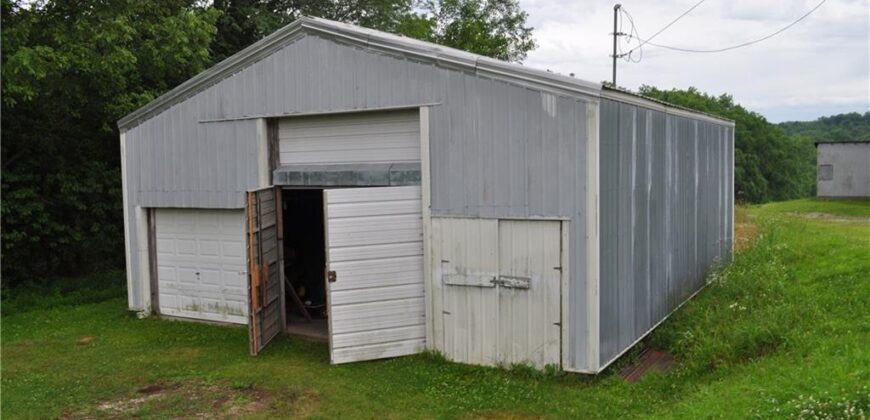 33135 Iatan Road, Weston, MO 64098