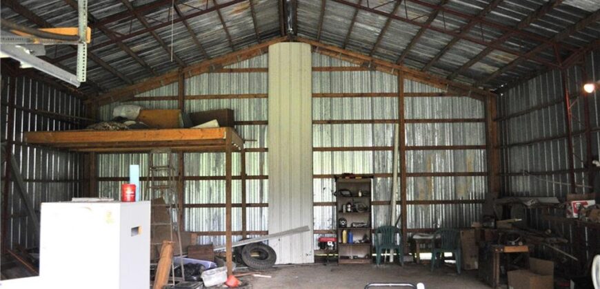 33135 Iatan Road, Weston, MO 64098