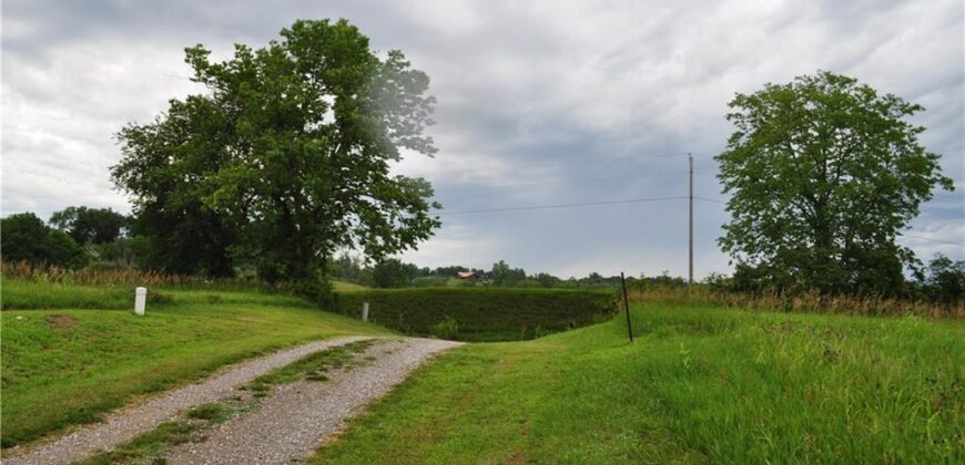 33135 Iatan Road, Weston, MO 64098
