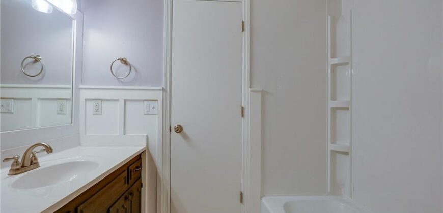 1400 NANCY Lane, Liberty, MO 64068
