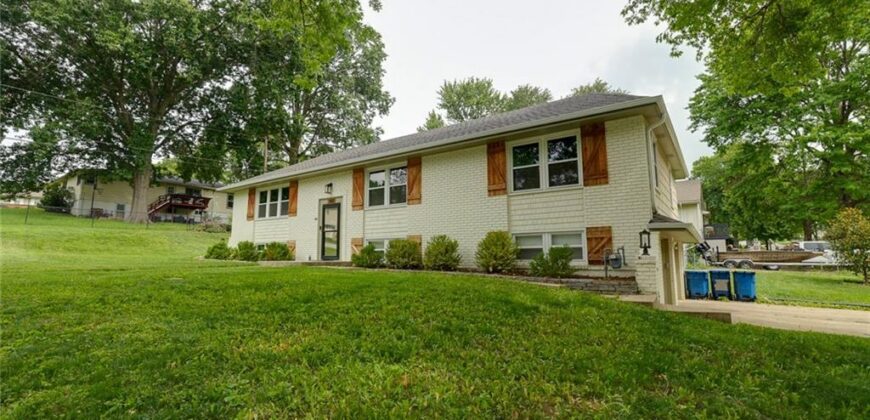 1400 NANCY Lane, Liberty, MO 64068