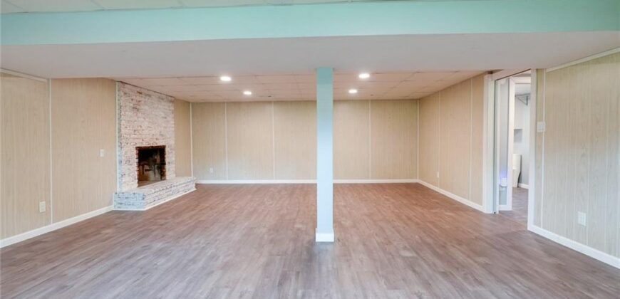 1400 NANCY Lane, Liberty, MO 64068