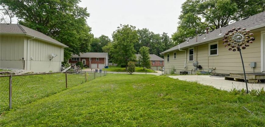 1400 NANCY Lane, Liberty, MO 64068