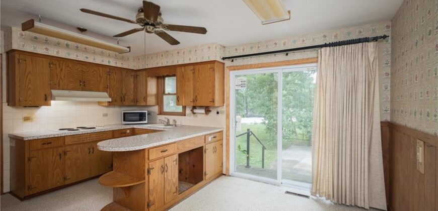 1602 NE 75th Terrace, Gladstone, MO 64118