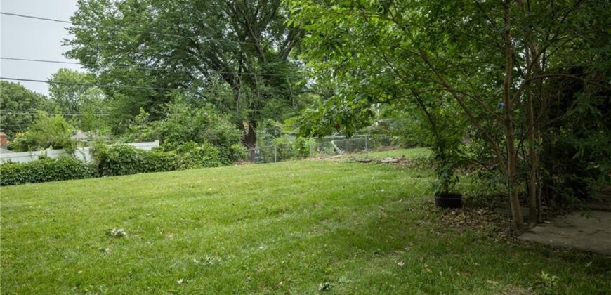 1602 NE 75th Terrace, Gladstone, MO 64118