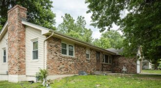 1602 NE 75th Terrace, Gladstone, MO 64118