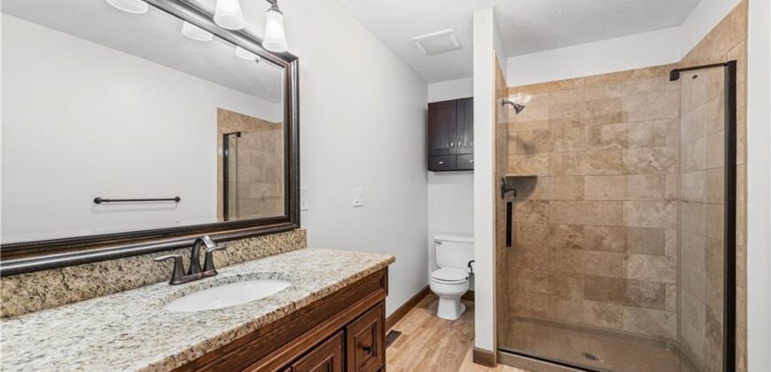 7606 NW 69th Terrace, Kansas City, MO 64152
