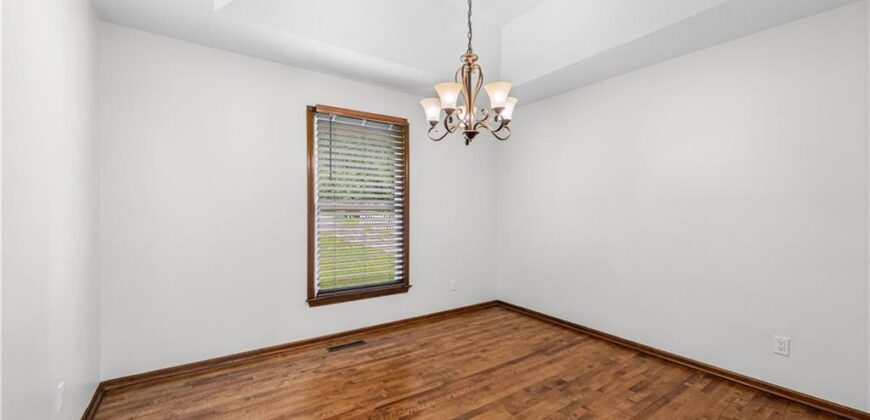 7606 NW 69th Terrace, Kansas City, MO 64152