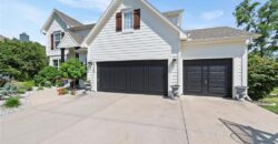 6725 N Nevada Avenue, Parkville, MO 64152