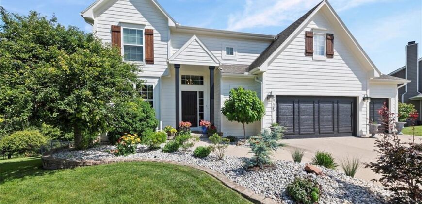 6725 N Nevada Avenue, Parkville, MO 64152