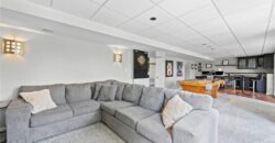 6725 N Nevada Avenue, Parkville, MO 64152