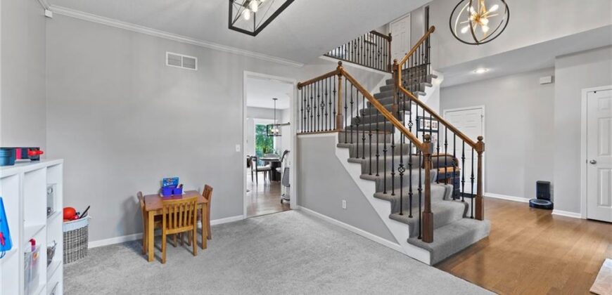 6725 N Nevada Avenue, Parkville, MO 64152