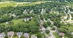 6725 N Nevada Avenue, Parkville, MO 64152