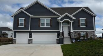 1018 Jasmine Drive, Liberty, MO 64068