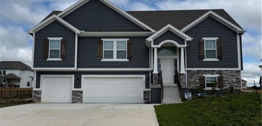 1018 Jasmine Drive, Liberty, MO 64068