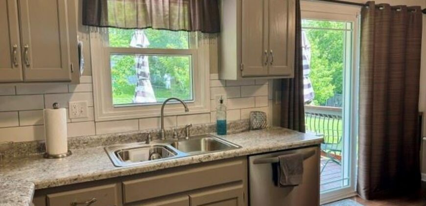 1320 Andrea Drive, Liberty, MO 64068