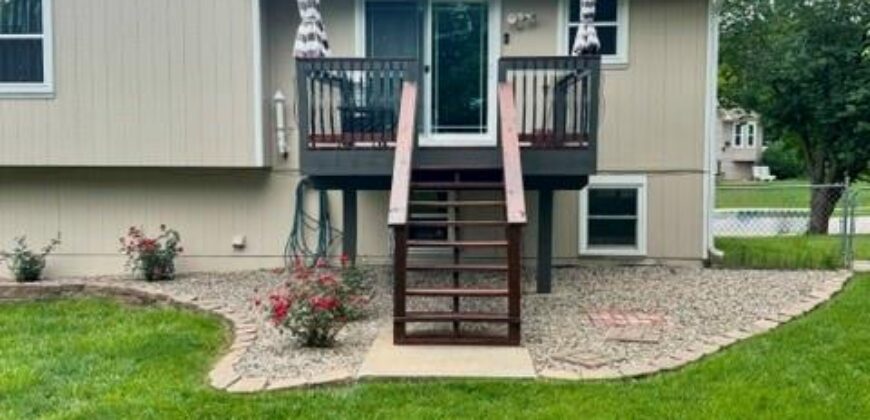 1320 Andrea Drive, Liberty, MO 64068