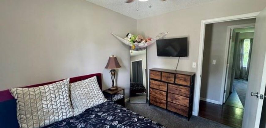 1320 Andrea Drive, Liberty, MO 64068