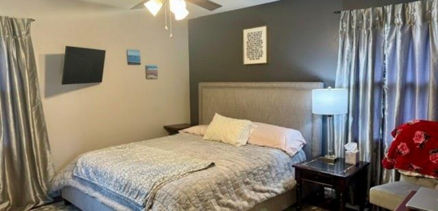 1320 Andrea Drive, Liberty, MO 64068