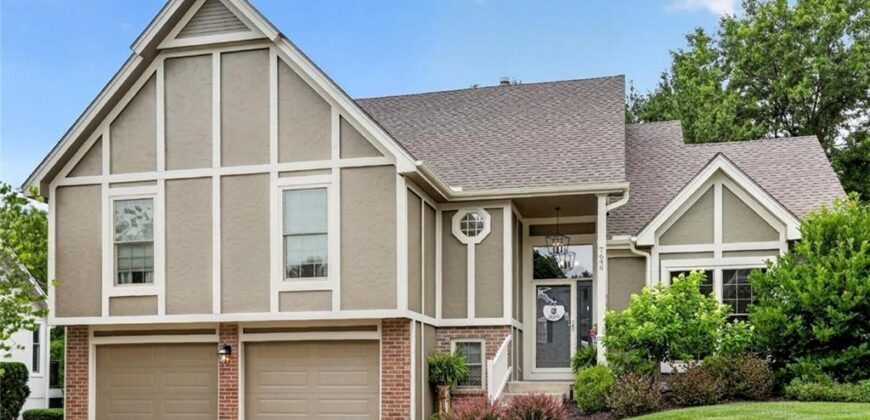 7646 N Pomona Avenue, Kansas City, MO 64152